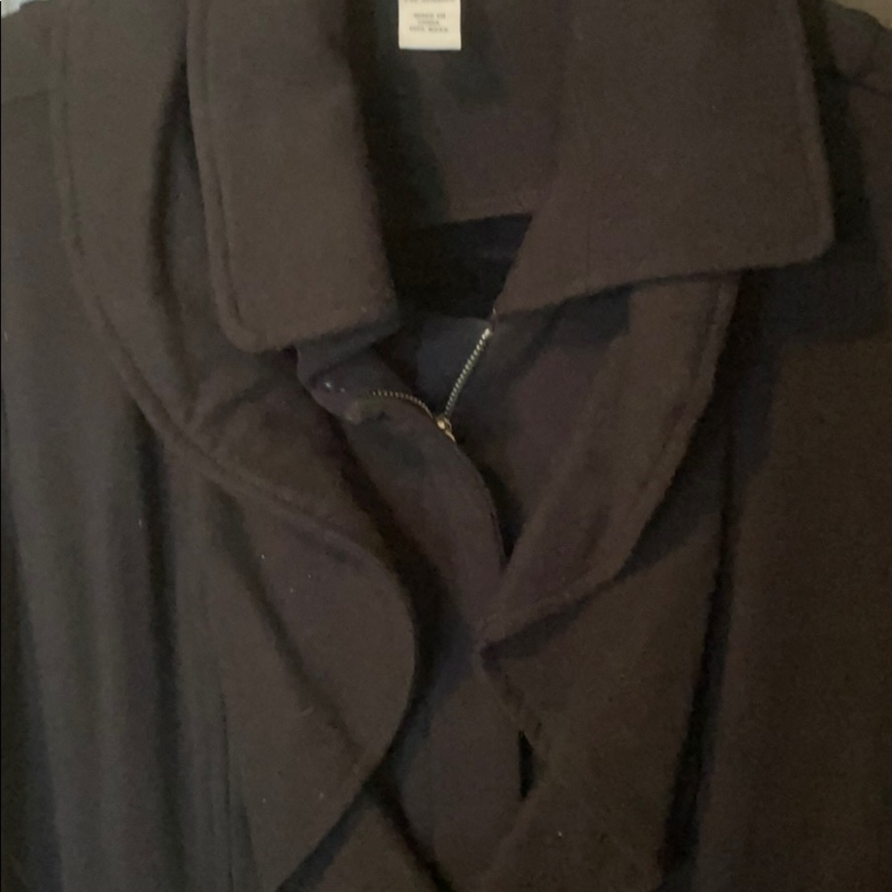 Black ruffle jacket - Picture 3 of 3